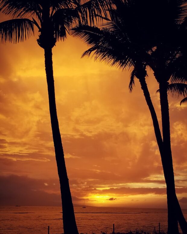 16 Great Places to See the Sun Set on Hawaiʻi (all islands)