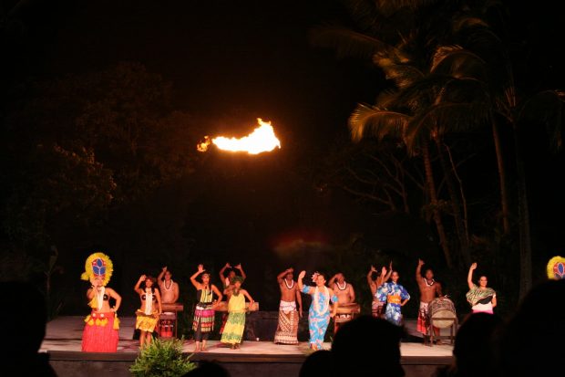 The 6 Best Luau shows on Kauaʻi (descriptions + recommendations)